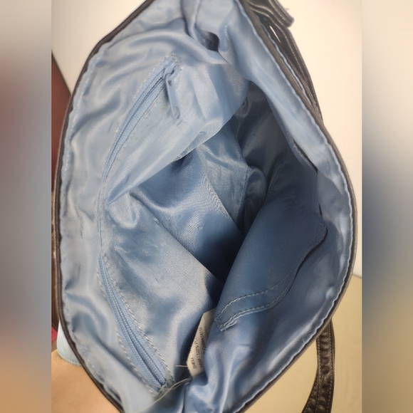 Messenger Bag - Picture 10 of 11